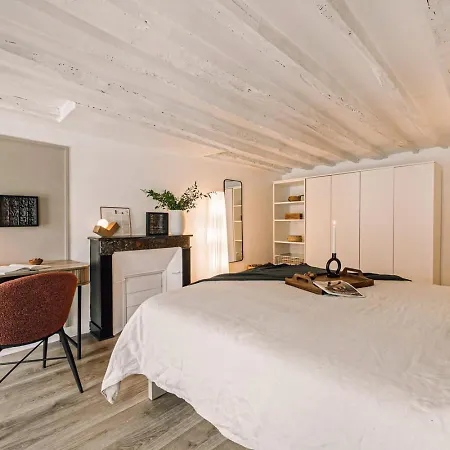 Quetzal - 1 à Archives